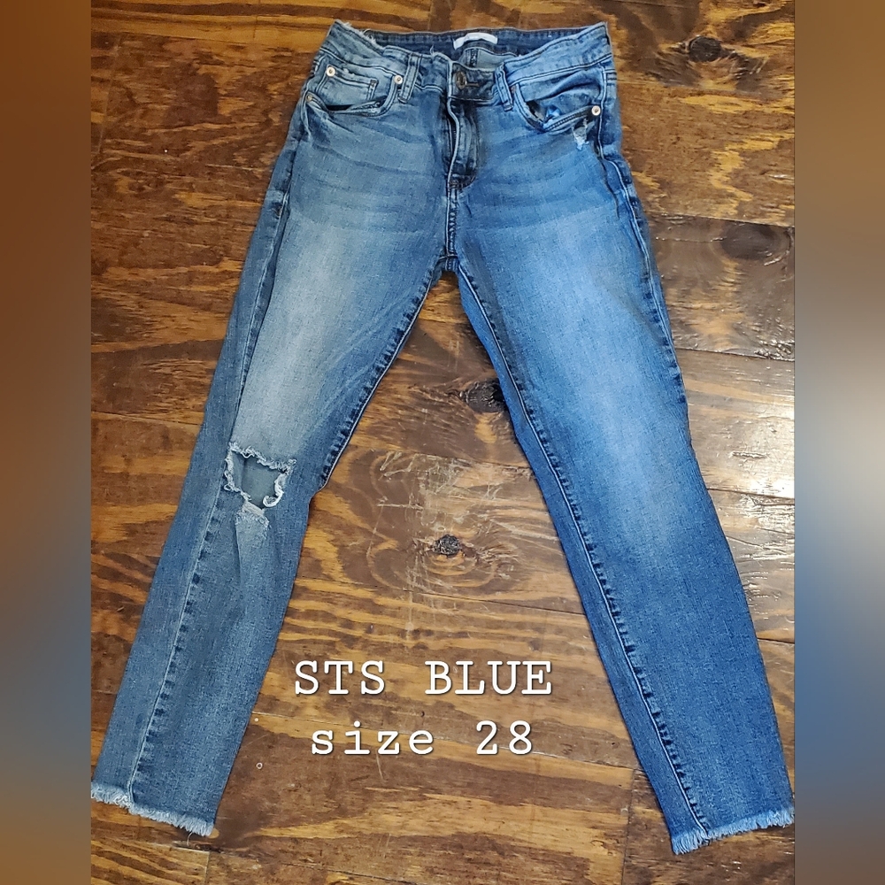 STS Blue Women's Distressed Jeans - Blue